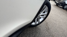 Nissan Juke 1.5 dCi N-Connecta 5dr Diesel Hatchback